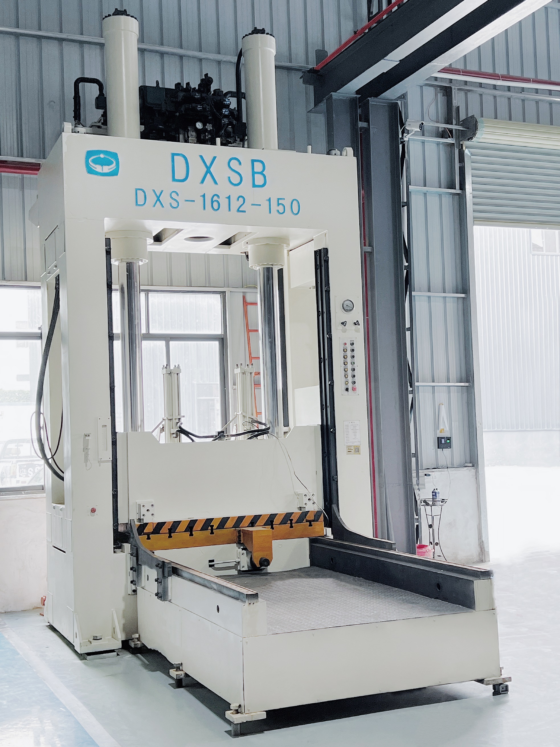 Fitting Machine
